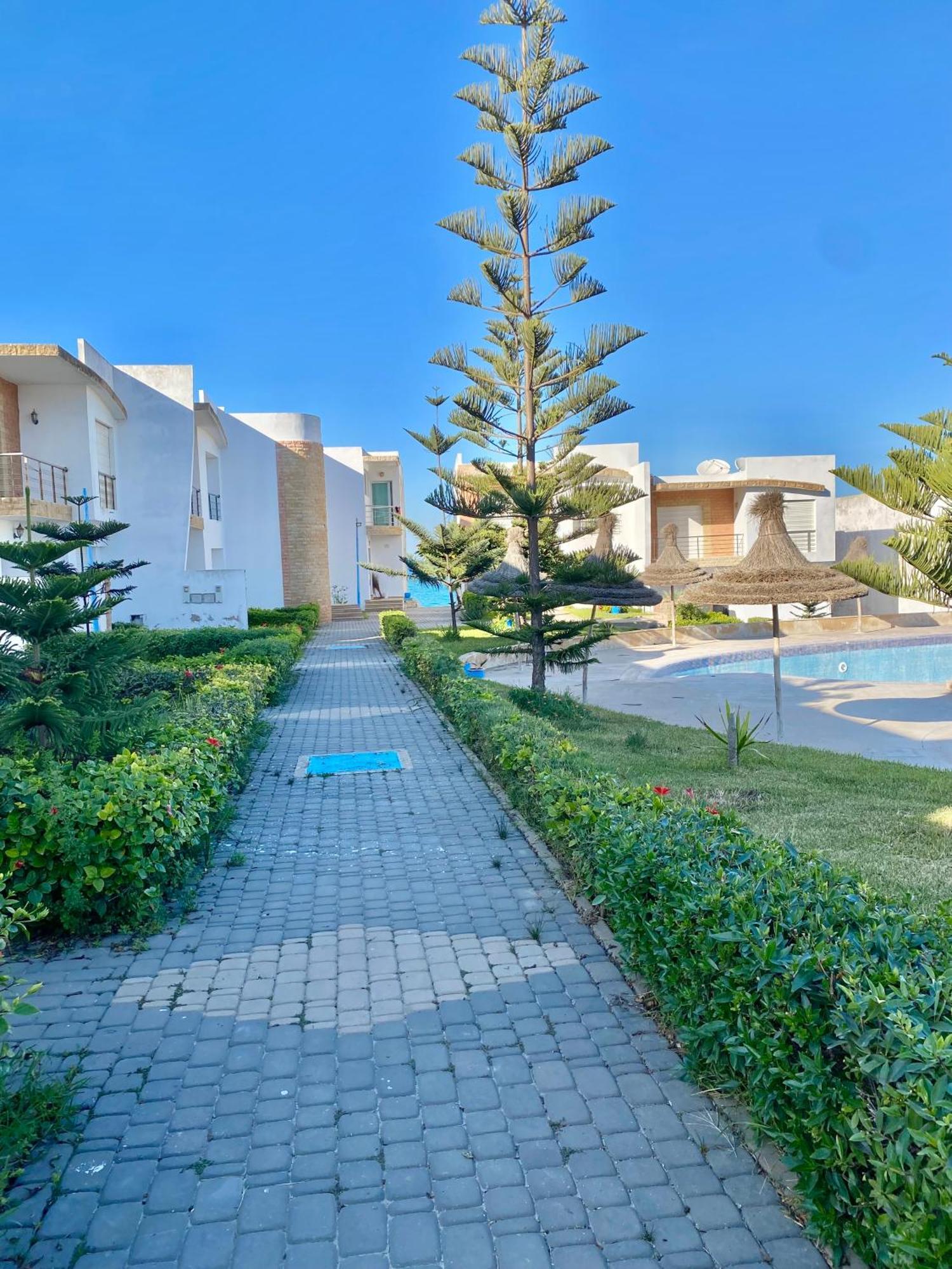 Splendid Beachfront Villa In Sidi Bouzid Beach With Pool Douar Ourlali Экстерьер фото