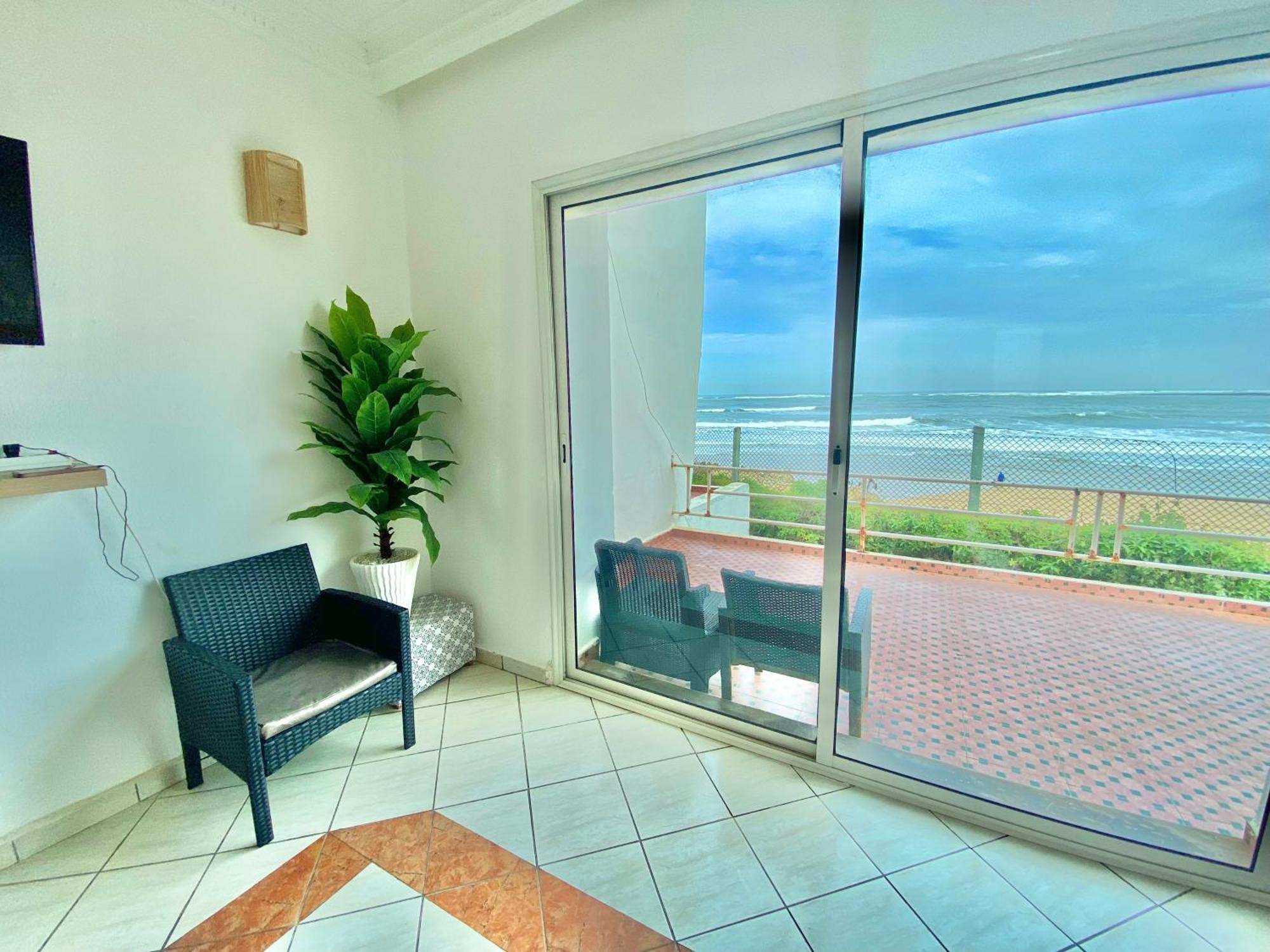 Splendid Beachfront Villa In Sidi Bouzid Beach With Pool Douar Ourlali Экстерьер фото