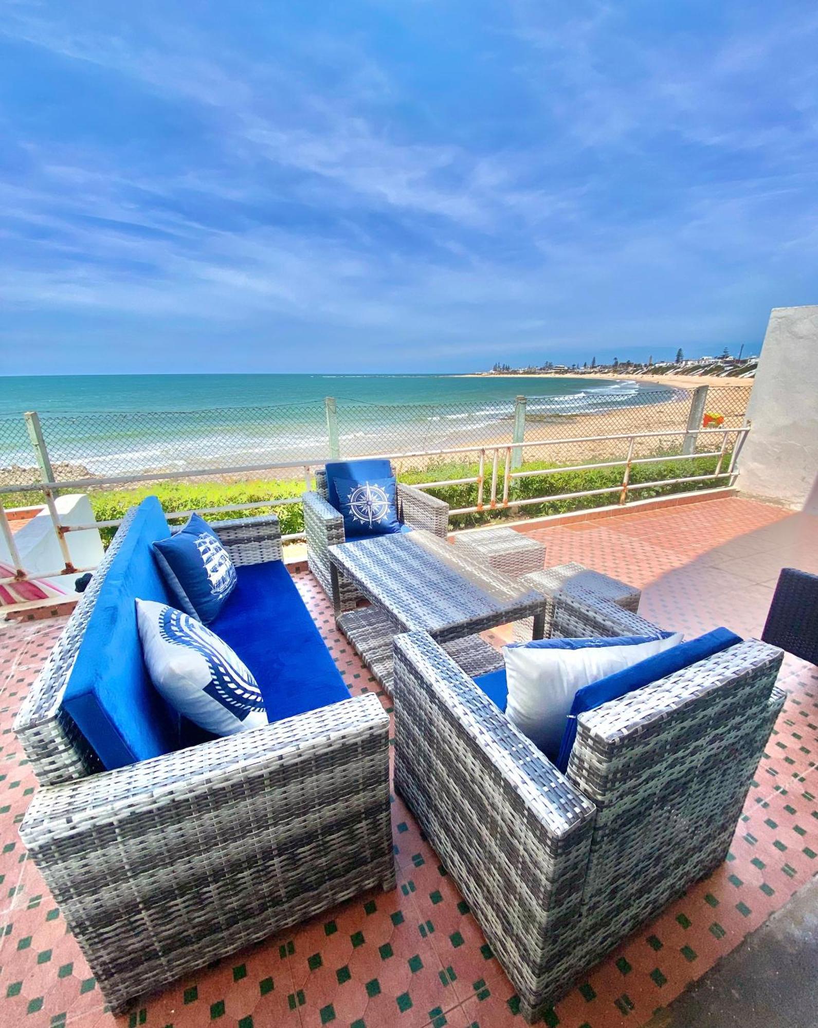 Splendid Beachfront Villa In Sidi Bouzid Beach With Pool Douar Ourlali Экстерьер фото
